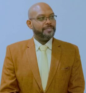 احمد حسن الفادني